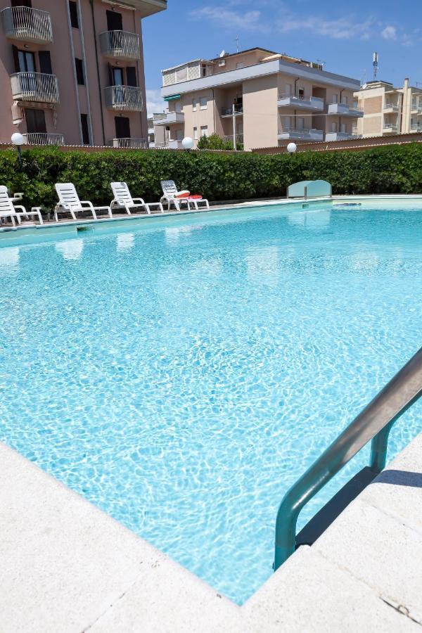 Hotel Primavera Sul Mare Lido Di Savio Bagian luar foto