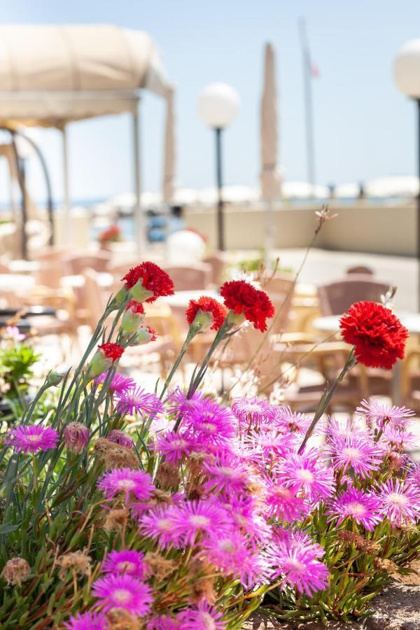 Hotel Primavera Sul Mare Lido Di Savio Bagian luar foto