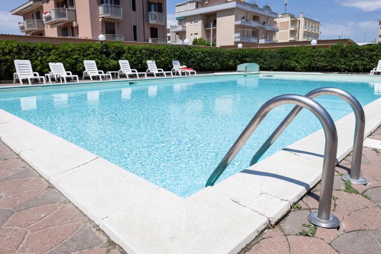 Hotel Primavera Sul Mare Lido Di Savio Bagian luar foto